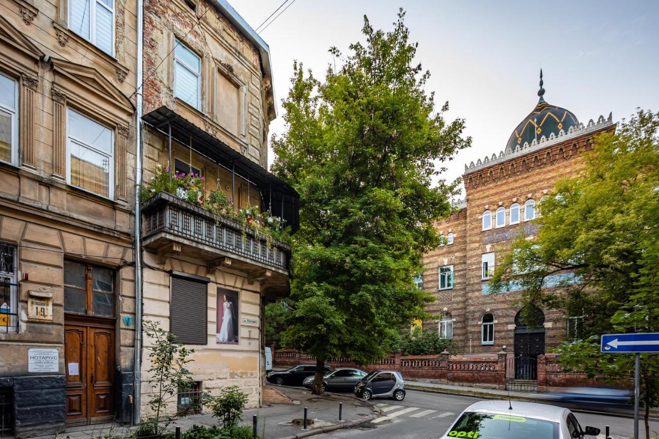 Leontovycha Apartment Lviv Luaran gambar